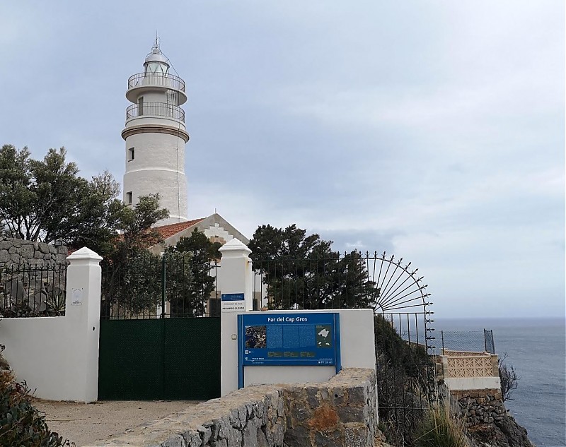 Mallorca / Cap Gros Lighthouse
picture: Theresa Köhler
Keywords: Balearic Islands;Mediterranean sea;Spain;Mallorca