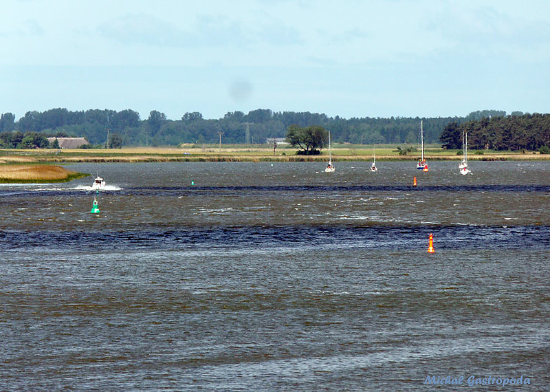 Peene waterway buoys near Wolgast
May 2014
Keywords: Buoy