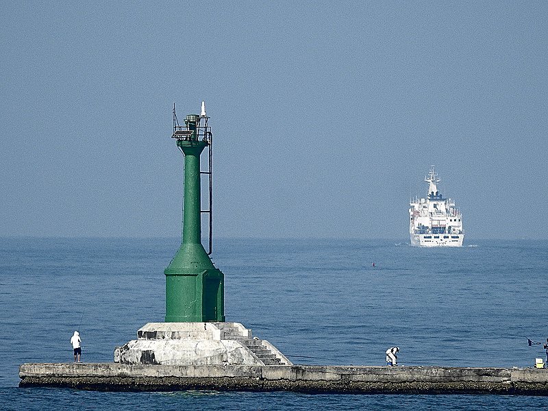 Kaohsiung First Entrance, North Breakwater Head lighthouse
Keywords: Kaohsiung;Taiwan;Taiwan Strait