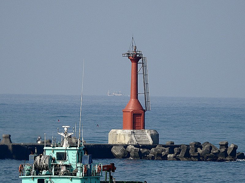 Kaohsiung First Entrance, South Breakwater Entrance light
Keywords: Kaohsiung;Taiwan;Taiwan Strait