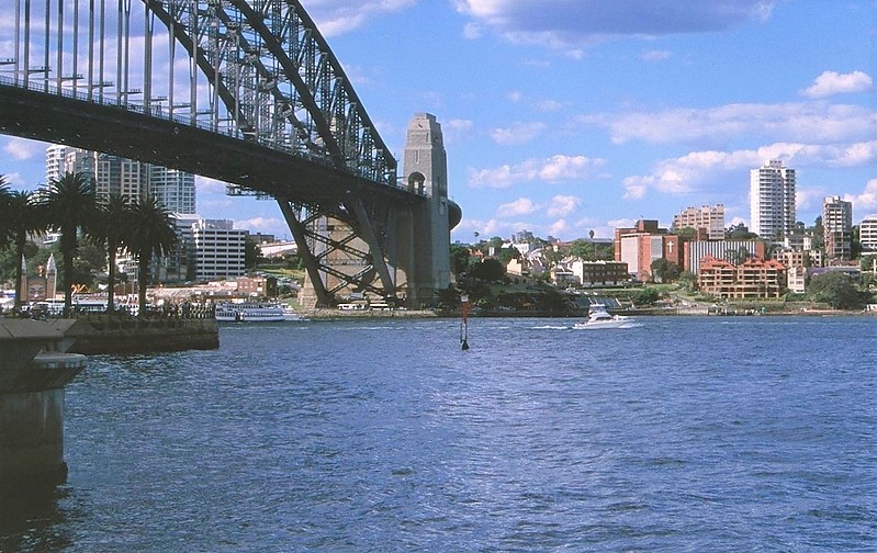 Sydney Harbour / Campbells Cove Ledge Lts front
Keywords: Tasman sea;Australia;New South Wales;Sydney Harbour