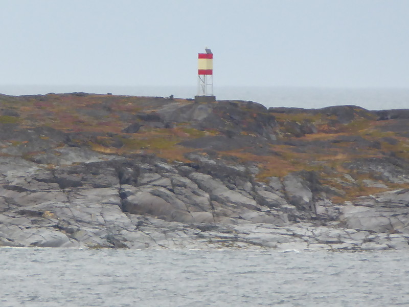 Labrador / Jackos Island light
Keywords: Atlantic ocean;Labrador sea;Canada;Labrador;Makkovik