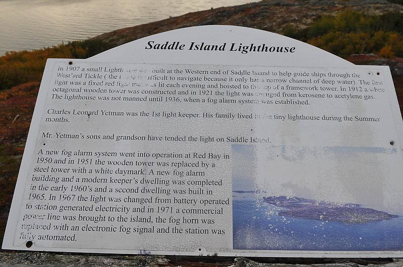 Labrador / Saddle Island W End light - Information board
Strait of Belle Isle at Red Bay on Saddle Island 
Keywords: Atlantic ocean;Canada;Labrador;Strait of Belle Isle;Red Bay;Plate