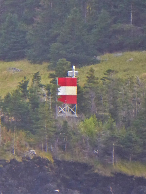 Newfoundland / Gadds Point light
Esquiman Channel Bonne Bay
Keywords: Canada;Newfoundland;Gulf of Saint Lawrence;Bonne Bay