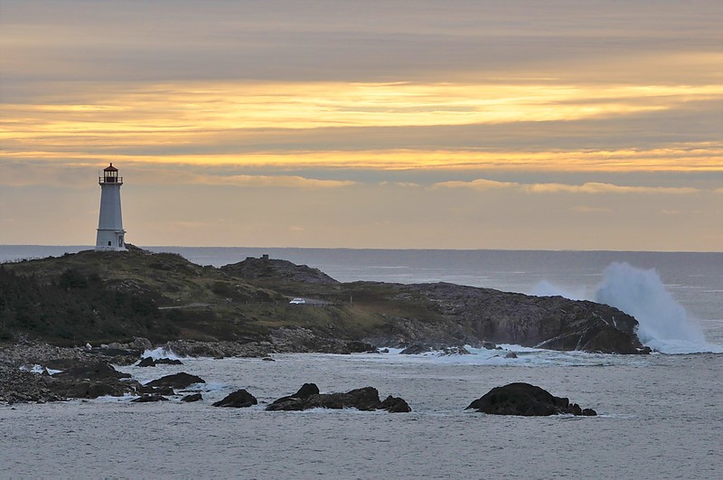 Nova Scotia / Louisbourg Lighthouse
Keywords: Canada;Nova Scotia;Cape Breton Island;Atlantic ocean;Louisbourg