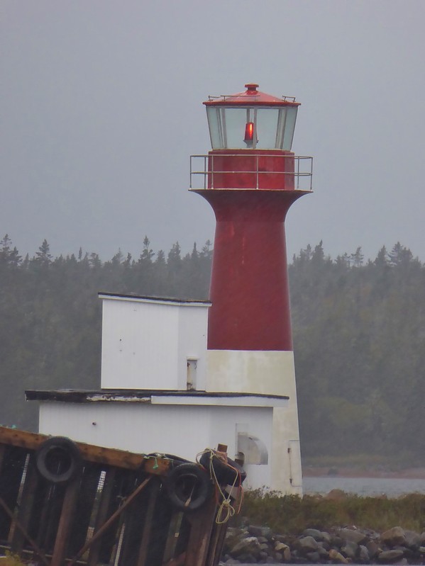 Nova Scotia / Pubnico harbour lighthouse
Keywords: Canada;Nova Scotia;Atlantic ocean;Lobster Bay;Pubnico