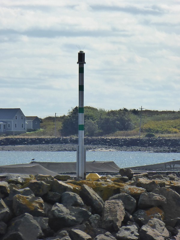 Nova Scotia / Westport Wharf Head light
Keywords: Canada;Nova Scotia;Saint Marys Bay;Bay of Fundy;Petit Passage