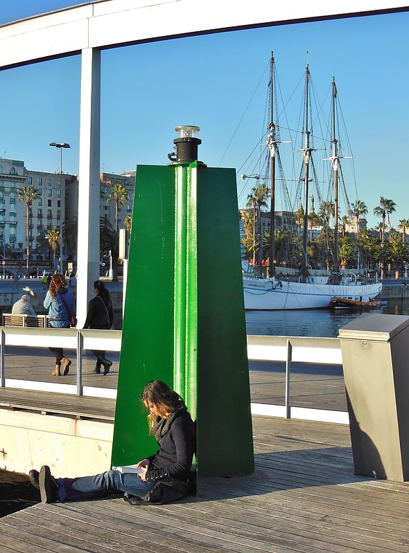 Barcelona / Rambla de Mar W Channel E side light
Keywords: Mediterranean Sea;Spain;Catalonia;Barcelona