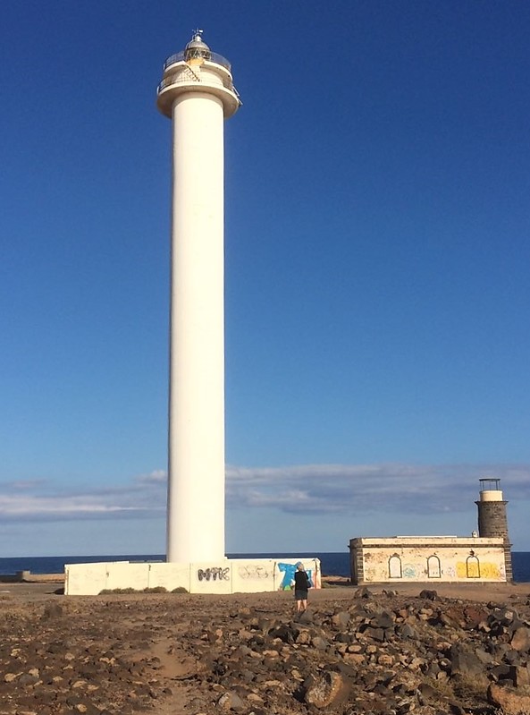 Lanzarote / Punta Pechiguera lighthouse (new)
Keywords: Spain;Canary Islands;Lanzarote