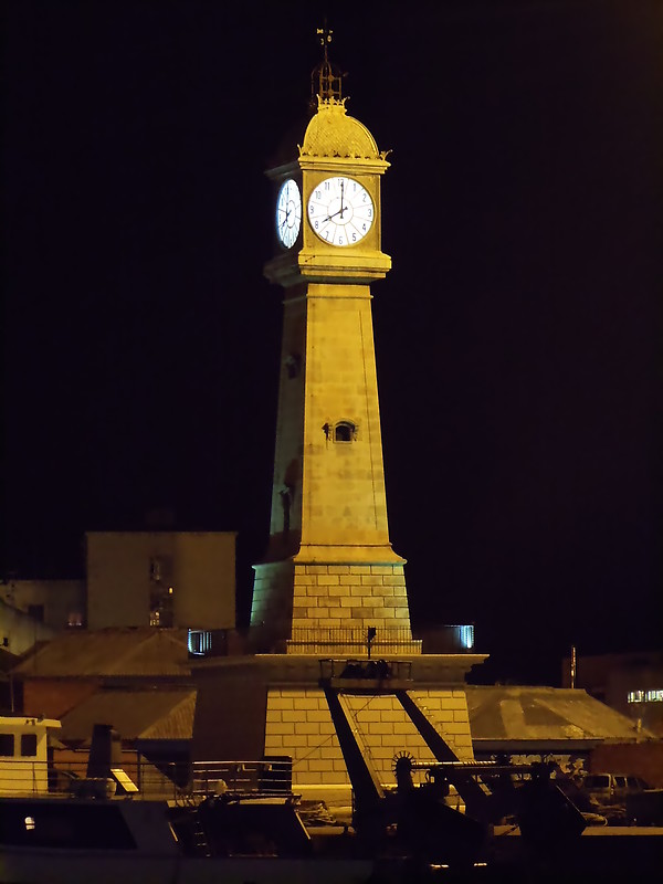 Barcelona / Torre del Reloj
Keywords: Mediterranean sea;Spain;Barcelona;Night