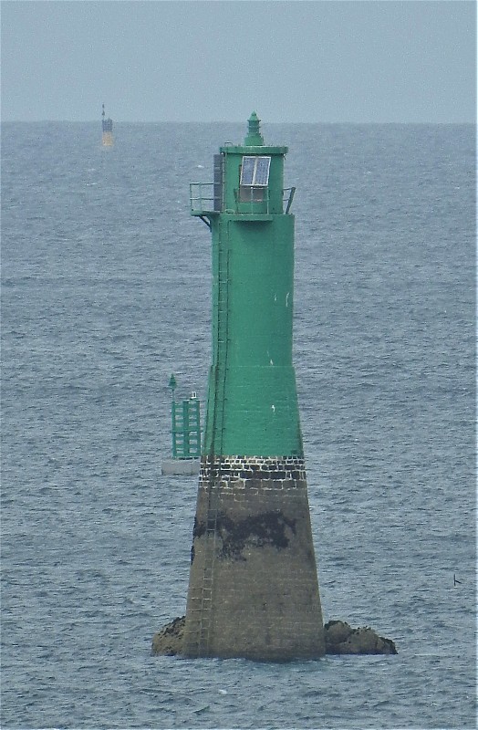 Brittany / Approach Saint Malo / Le Buron lighthouse
Keywords: English Channel;Bay of Saint Michel;France;Brittany;Saint Malo