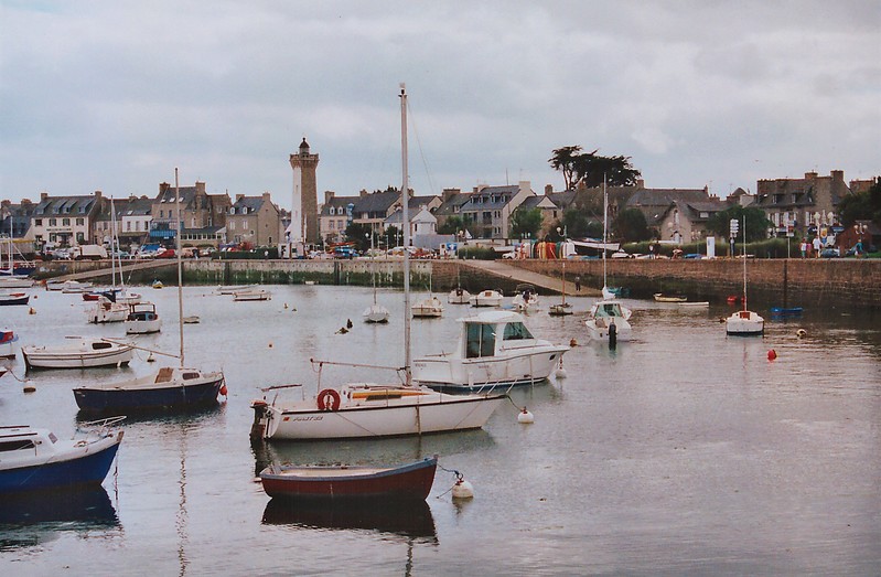 Brittany / Phare de Roscoff (Rear)
Keywords: English Channel;France;Brittany;Roscoff