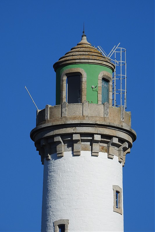 Brittany / Finistere / Phare de Bénodet Dir Lighthouse rear
Keywords: Atlantic ocean;Bay of Biscay;France;Brittany;South Finistere;Anse de Bénodet;Bénodet