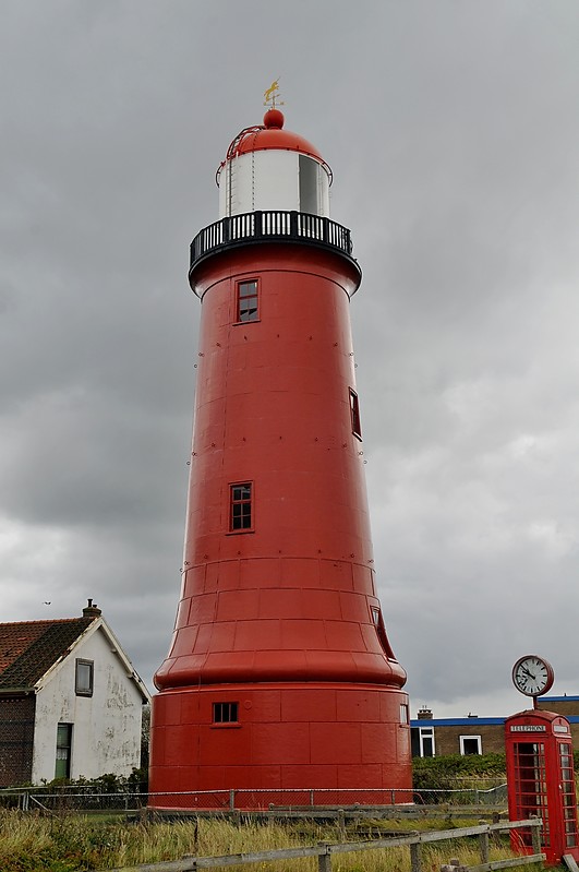 North sea / Ijmuiden front range lighthouse
Keywords: North sea;Netherlands;Ijmuiden