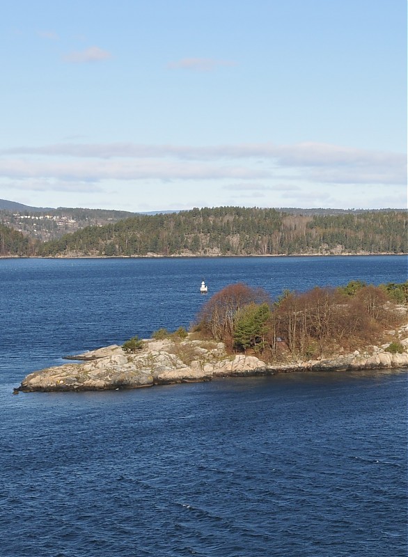 Oslofjord / Askholmflaket light
Keywords: Oslofjord;Norway;Drobak;Offshore