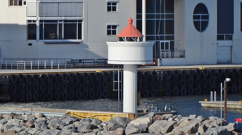 Molde Vest Molja lighthouse
Keywords: Norway;Norwegian sea;Midfjord;Molde