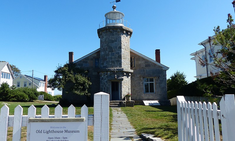 Connecticut / Stonington Lighthouse
Author of the photo: K. Ganzmann 
Keywords: United States;Connecticut;Stonington;Atlantic ocean;Block Island Sound