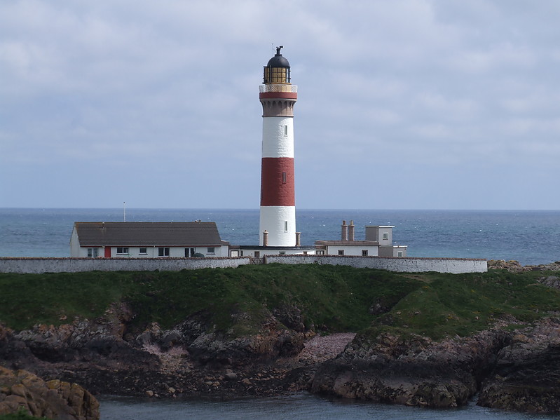 Buchan Ness Lighthouse
Keywords: Peterhead;Scotland;United Kingdom;North sea