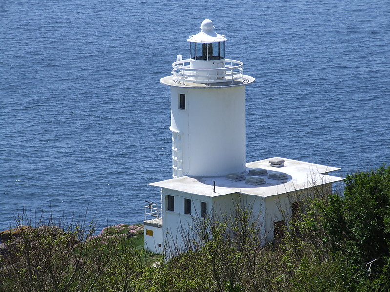 Tater Du Lighthouse
Keywords: Cornwall;England;United Kingdom;Celtic sea
