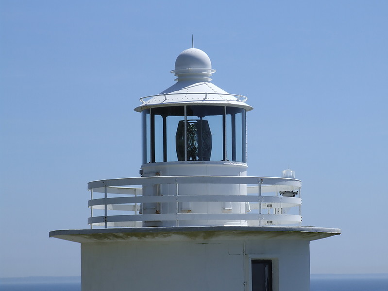 Tater Du lighthouse - Lantern
Keywords: Cornwall;England;United Kingdom;Celtic sea;Lantern