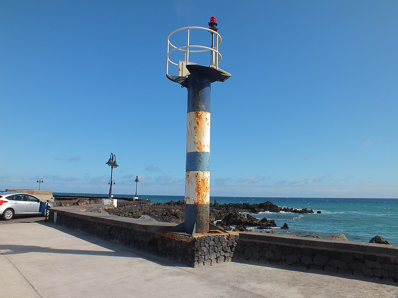 Lanzarote / Punta de Mujeres light
Keywords: Lanzarote;Canary Islands;Spain;Atlantic ocean