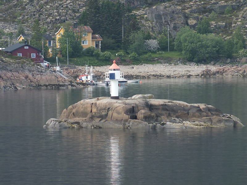 Soten lighthouse
Keywords: Moldora;Vestfjord;Norway;Norwegian sea