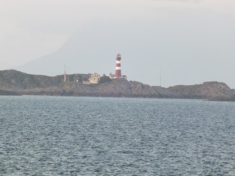 Skrova lighthouse
Keywords: Vestfjord;Norway;Norwegian sea