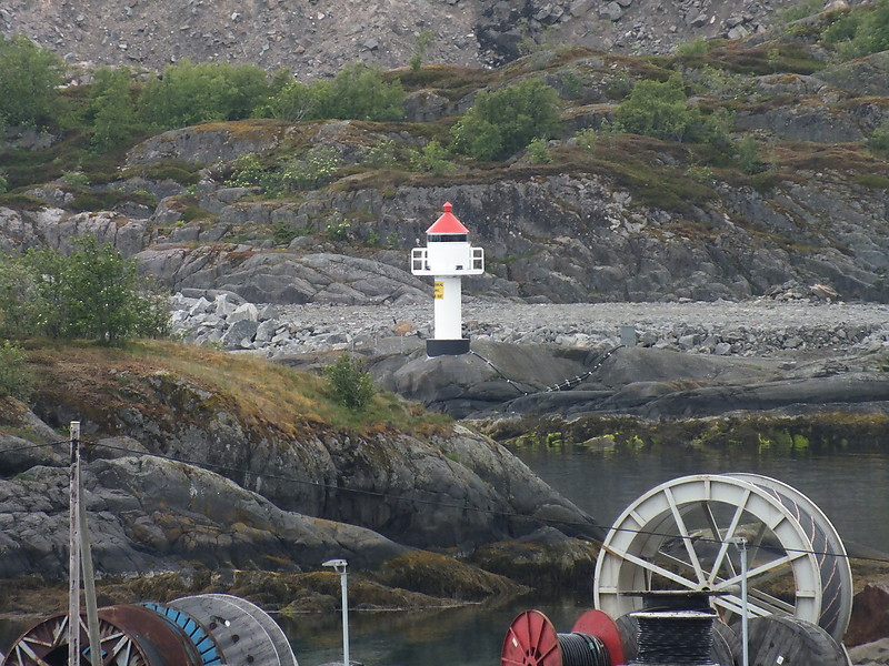 Kleppfiskholmen lighthouse
Keywords: Svolvaer;Lofoten;Vestfjord;Norway;Norwegian sea