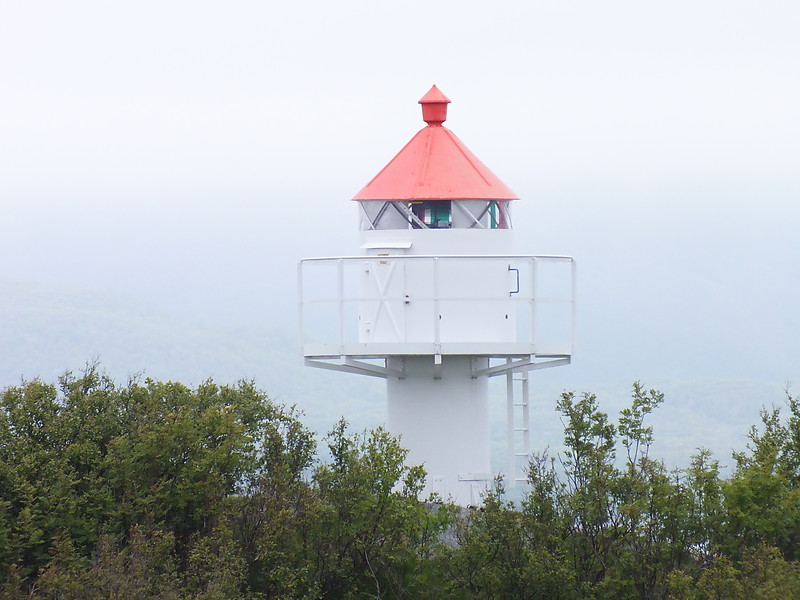 Dragneset lighthouse
Keywords: Langoy;Vesteralen;Norway;Norwegian sea