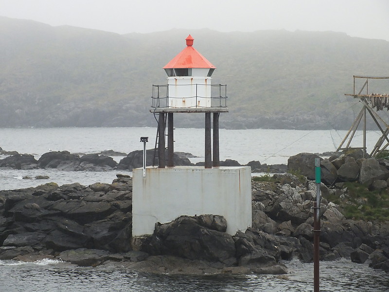 Hovden lighthouse
Keywords: Langoy;Vesteralen;Norway;Norwegian sea