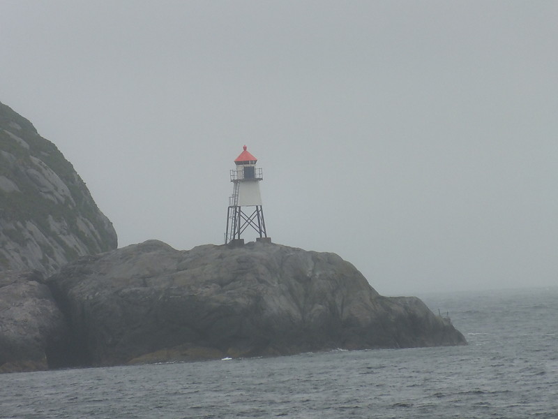 Frugga lighthouse
Keywords: Langoy;Vesteralen;Norway;Norwegian sea