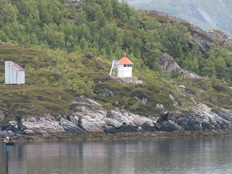 Ornfløynakken lighthouse
Keywords: Kvaloya;Norway;Norwegian Sea
