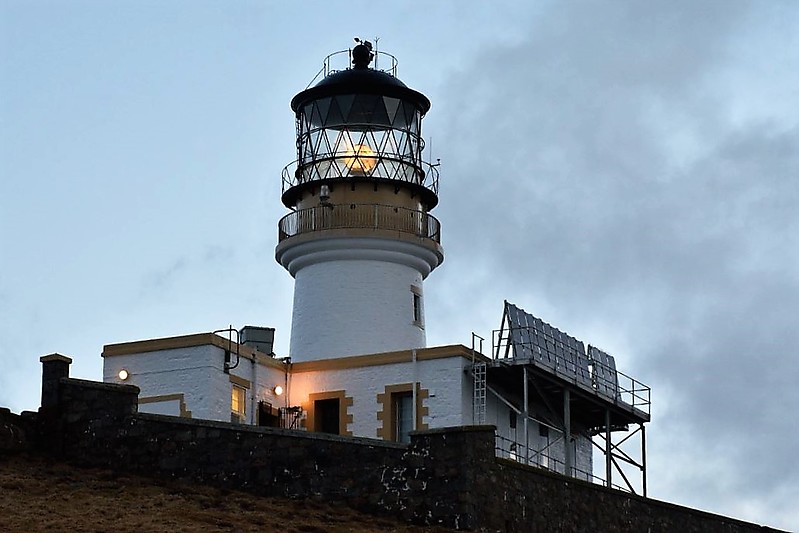 Outer Hebrides / Flannan Islands Lighthouse
Keywords: Hebrides;Scotland;United Kingdom;Atlantic ocean;Sunset