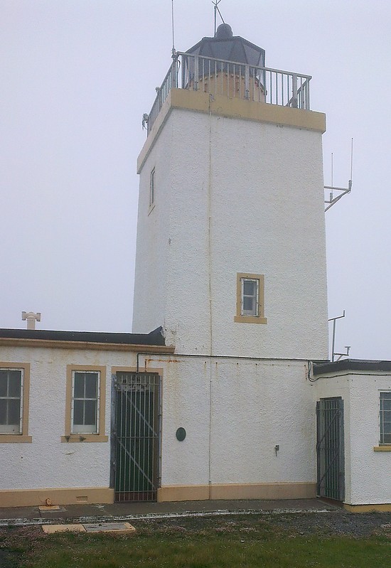 Shetland islands / Esha Ness lighthouse
Rotating Lamp Array
Keywords: Shetland islands;Scotland;United Kingdom;Atlantic ocean