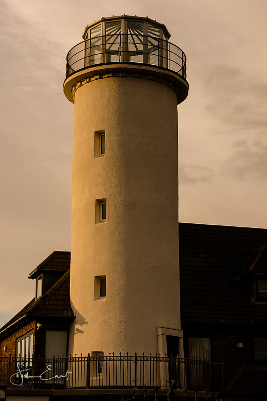 Hoylake Faux Lighthouse
Keywords: England;Tyne;North sea;Faux