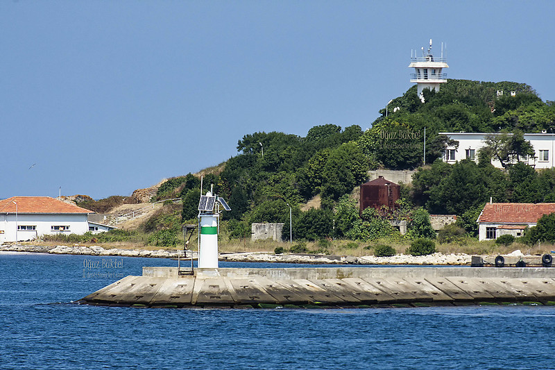 Kefken Island Lighthouse
Light in a front: N5830.2, Kefken Island East Bkw Head light, Elev 8m, Fl 5s G, range 6 nm
Keywords: Turkey;Black sea;Kefken