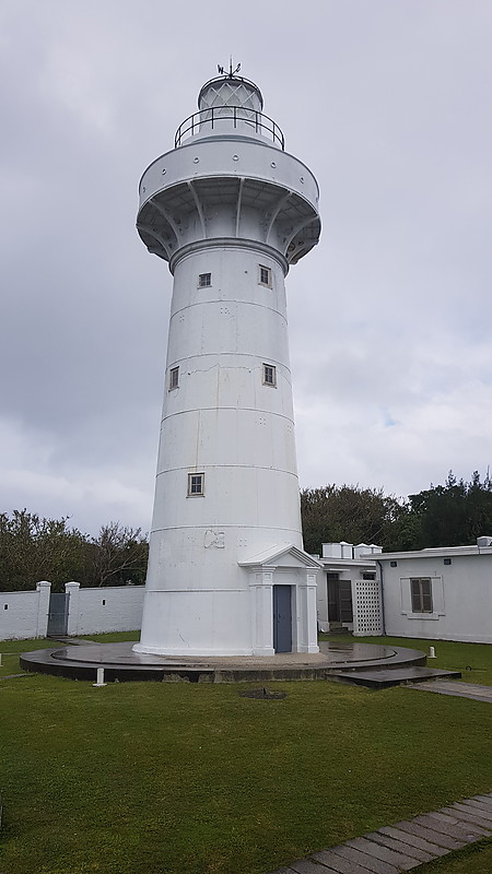 Luzon Strait / Cape Eluanbi Lighthouse
Near the southern point of the island of Taiwan.
Keywords: Taiwan;South China sea;Luzon strait